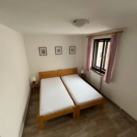 U Lavky Se Dvema Oddelenymi Pokoji Accommodatie bij particulieren *